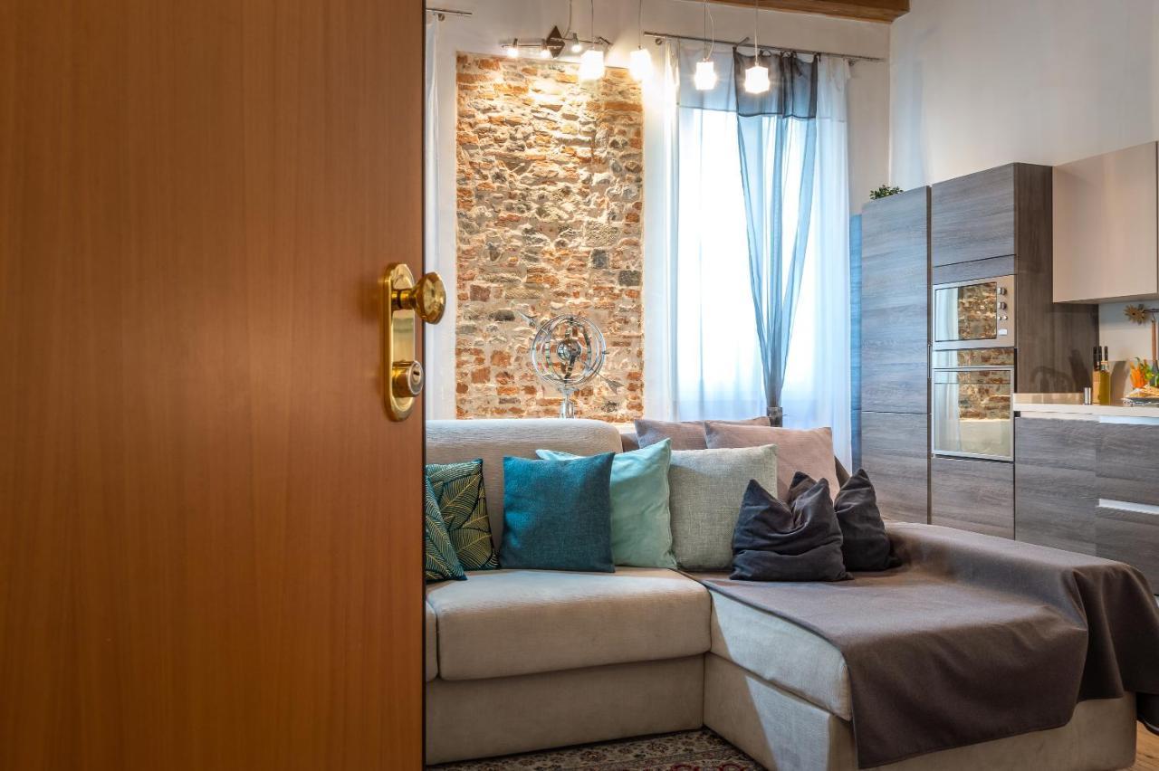 E Quindi Uscimmo A Riveder Le Stelle Apartment Firenze Bagian luar foto