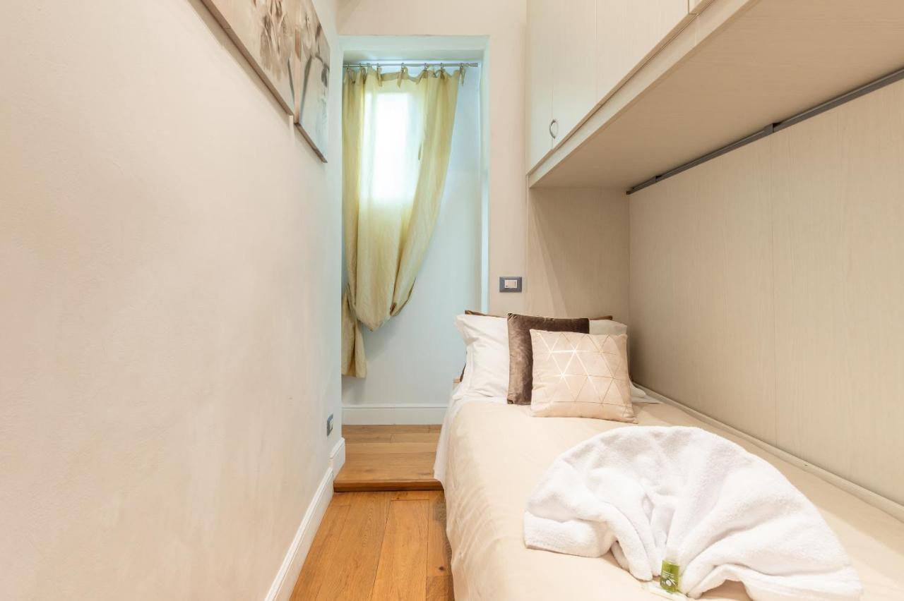 E Quindi Uscimmo A Riveder Le Stelle Apartment Firenze Bagian luar foto