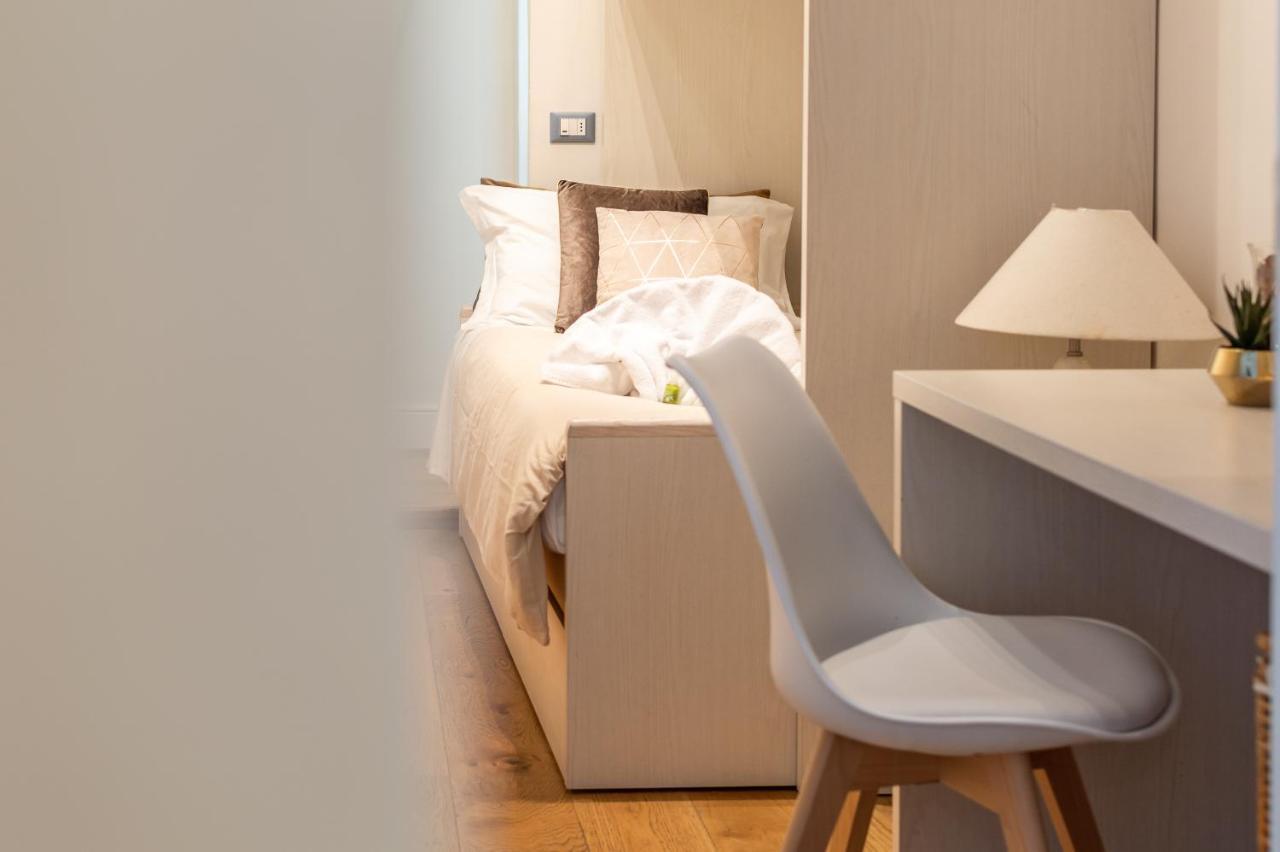 E Quindi Uscimmo A Riveder Le Stelle Apartment Firenze Bagian luar foto