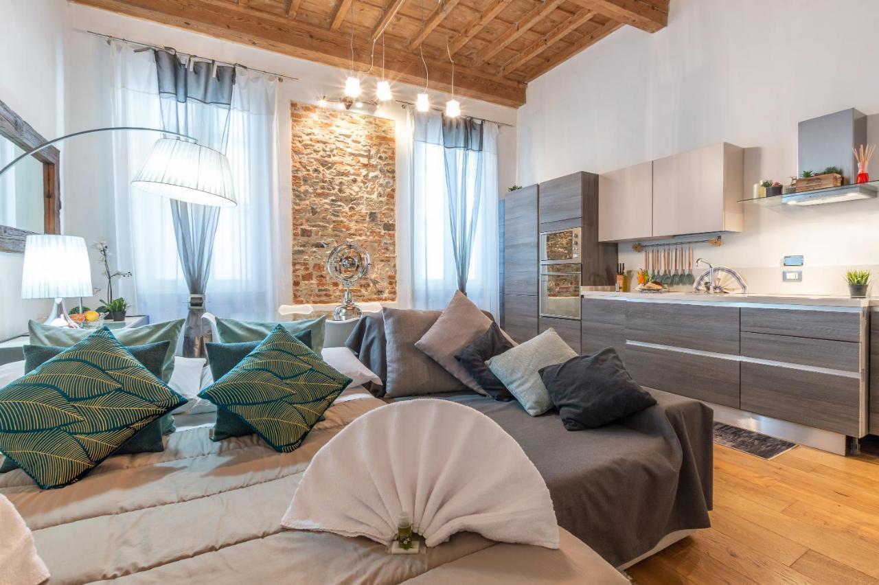 E Quindi Uscimmo A Riveder Le Stelle Apartment Firenze Bagian luar foto